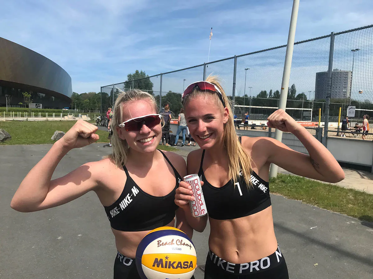 pb20210615 lynn jill zuiderpark