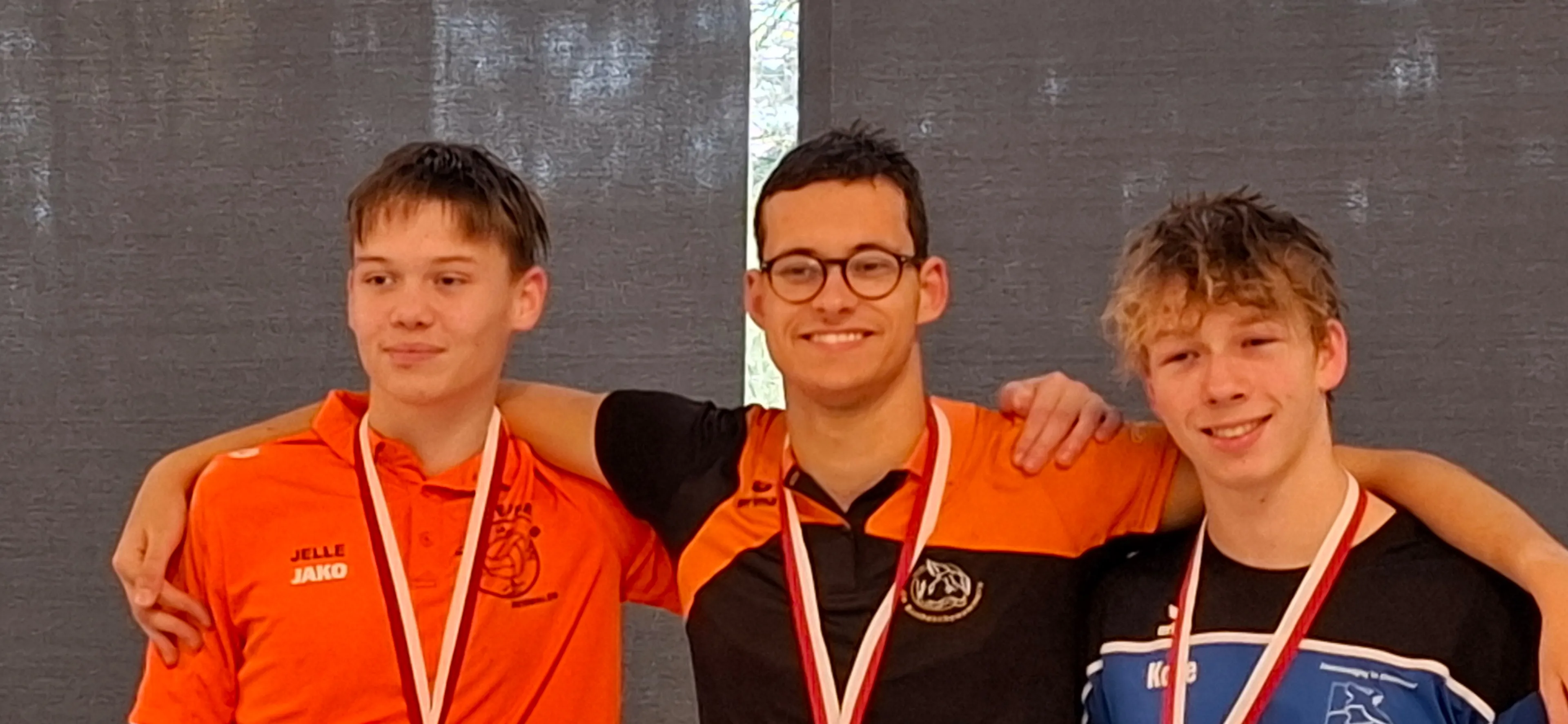 2024 11 16podium 400m wisselslag jo 18 jaar