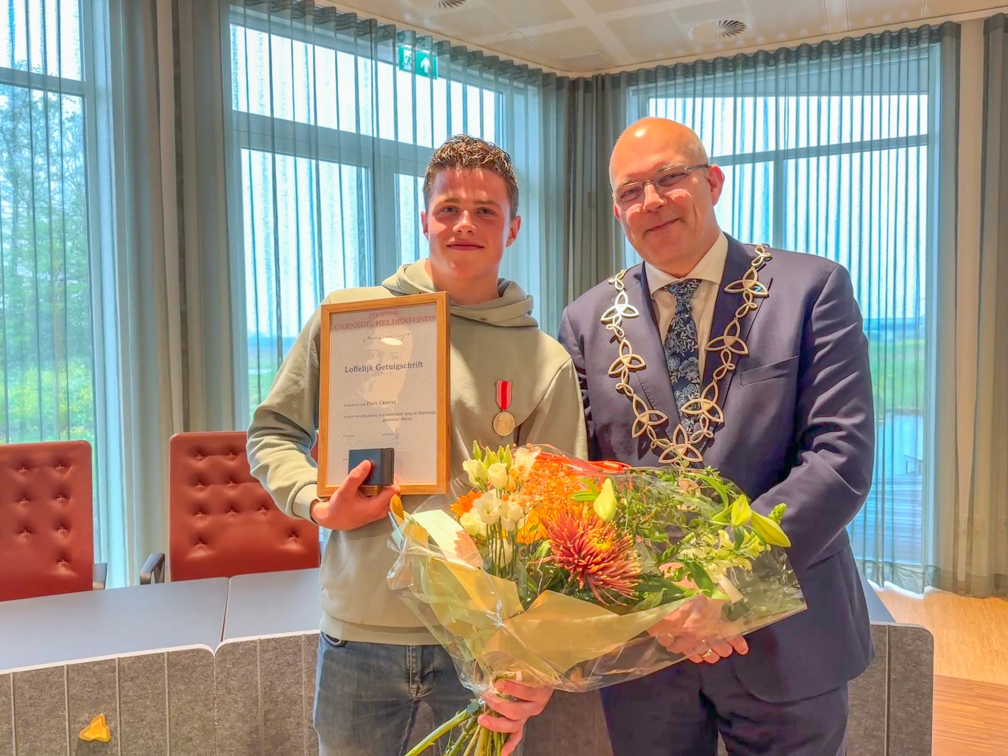 foto paul grauss met burgemeester egbert lichtenberg 003