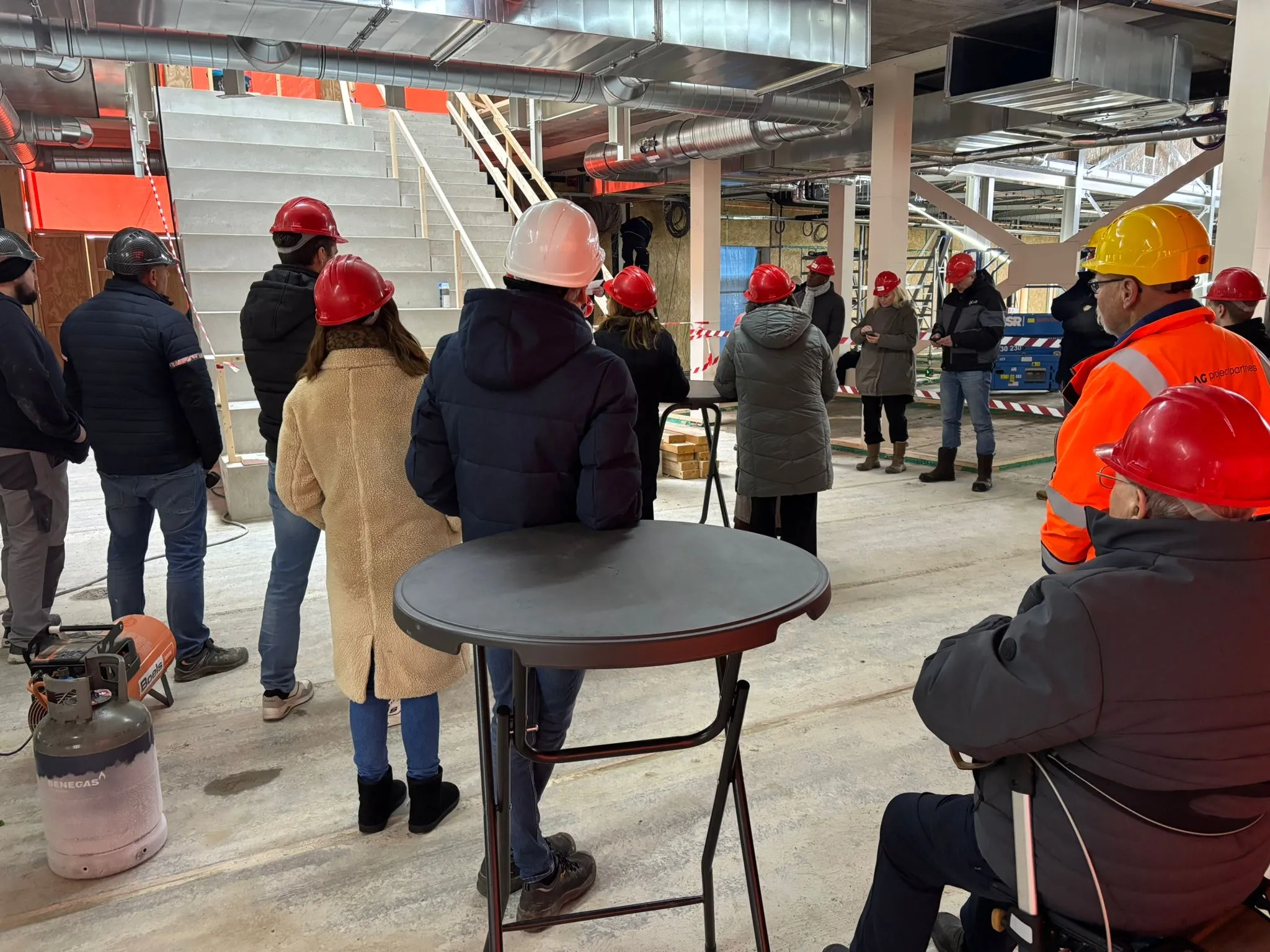 De nieuwe brede school aan de Tulpstraat in aanbouw.