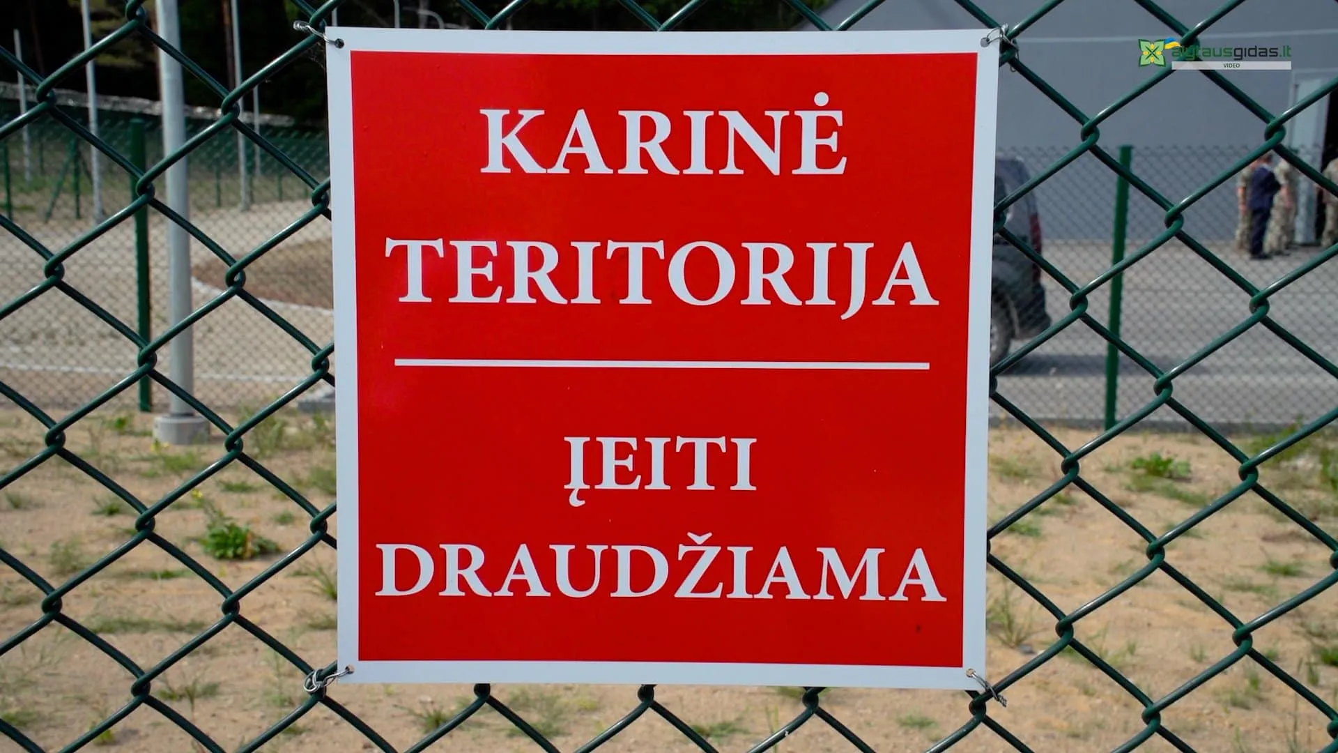 03 po reportazo00 00 06 14still193