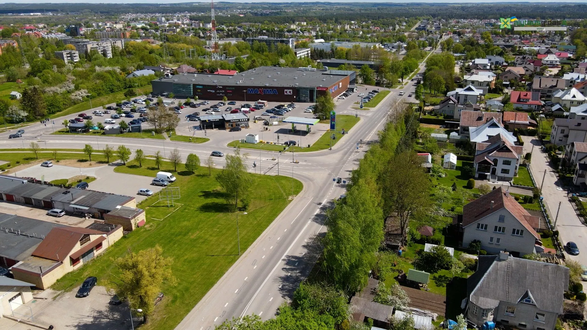 03 po reportazo00 01 33 15still094