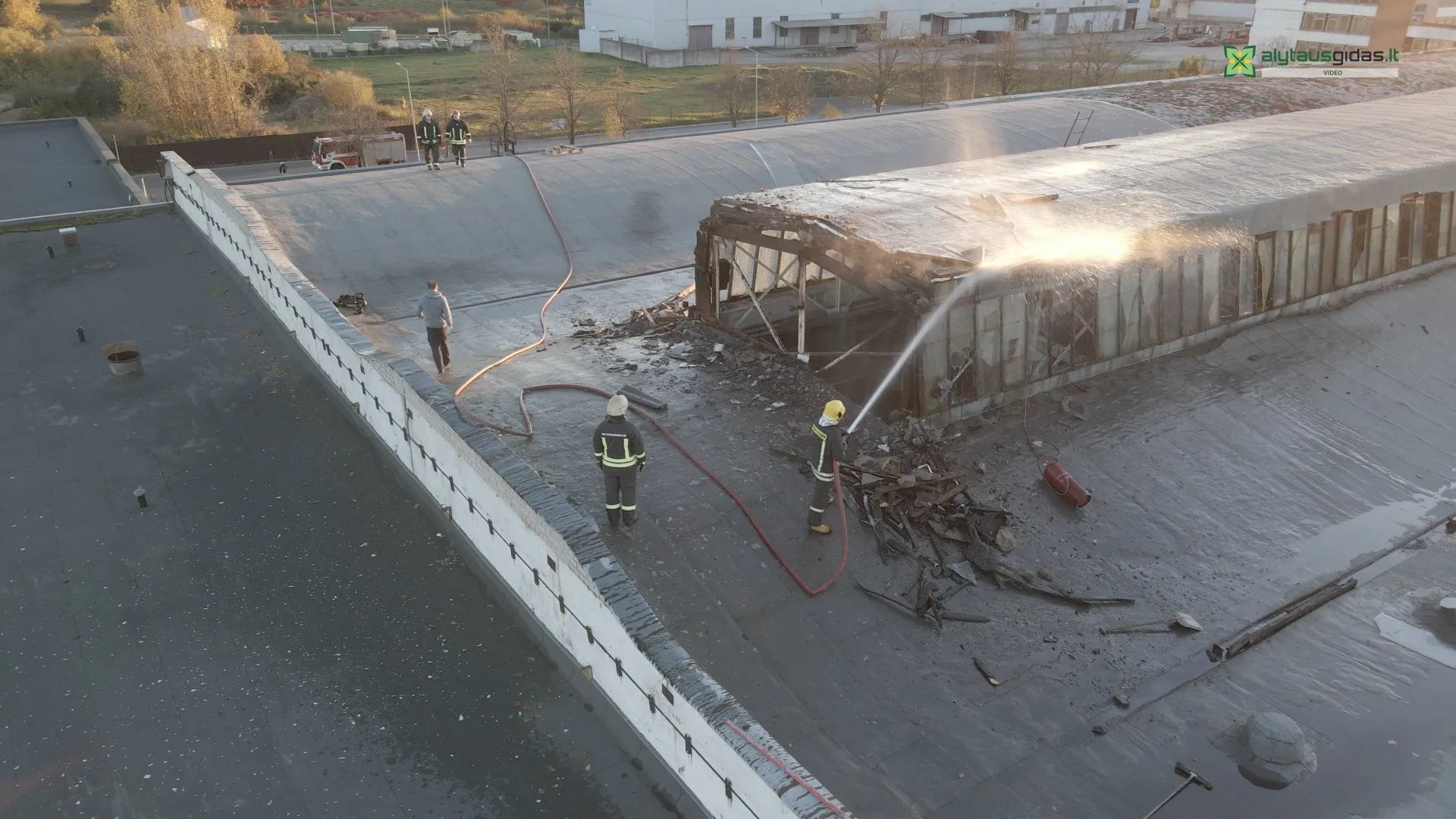 03 po reportazo00 03 48 41still046