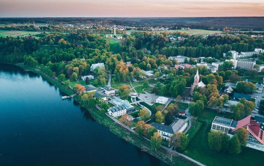 10556 f3e04093272b40ee8d60b52413abfd77