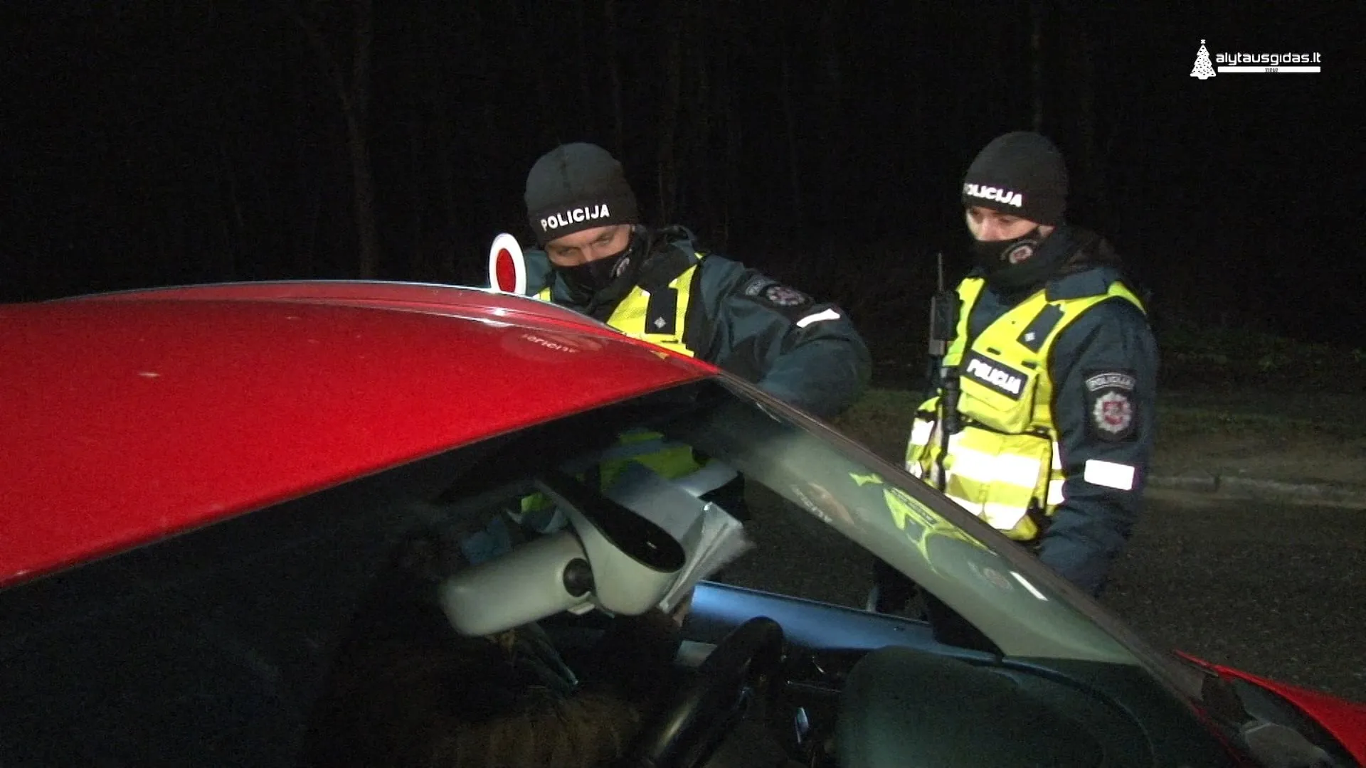 12 31 block postaqi00 01 50 03still006