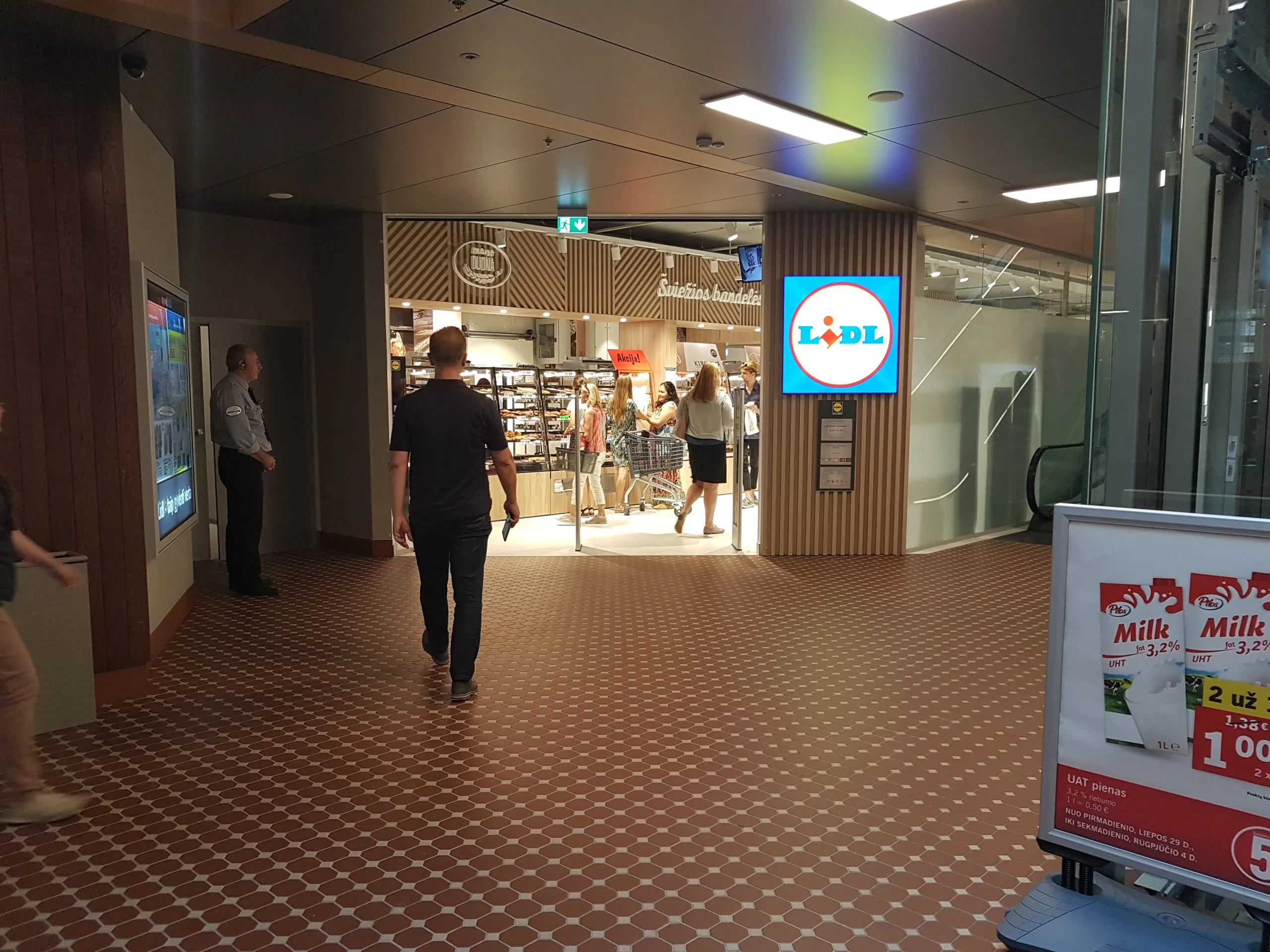 20190730 163534 scaled jpg