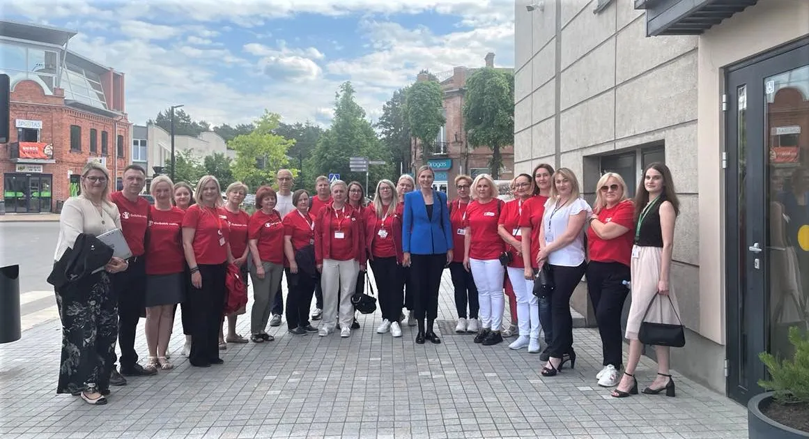 348356352 797923898199011 5986717102517492140 n red 1