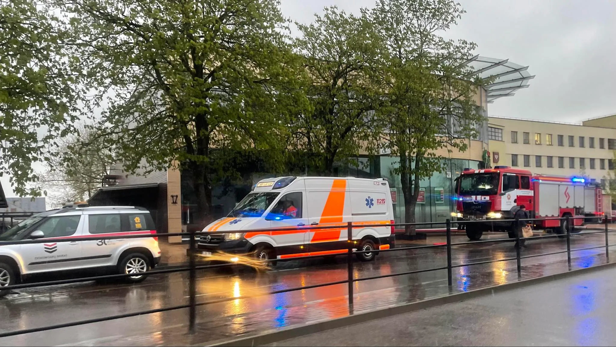 5e672e41 cd5e 4465 ad46 855985c94b37