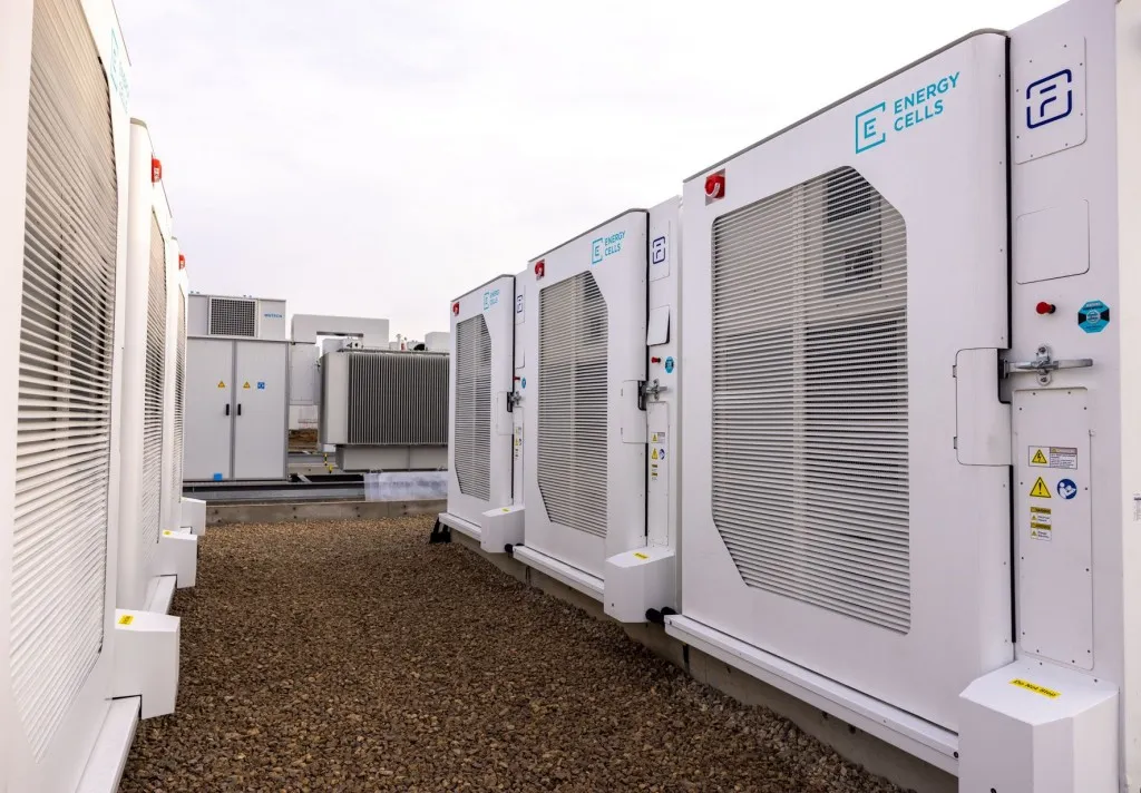 708 8fe406e5f294e8965eb8605227880d99