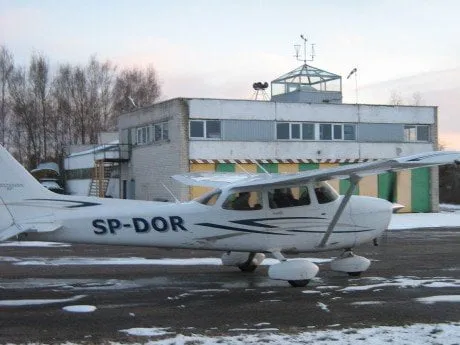 alytausgidas cessna 172