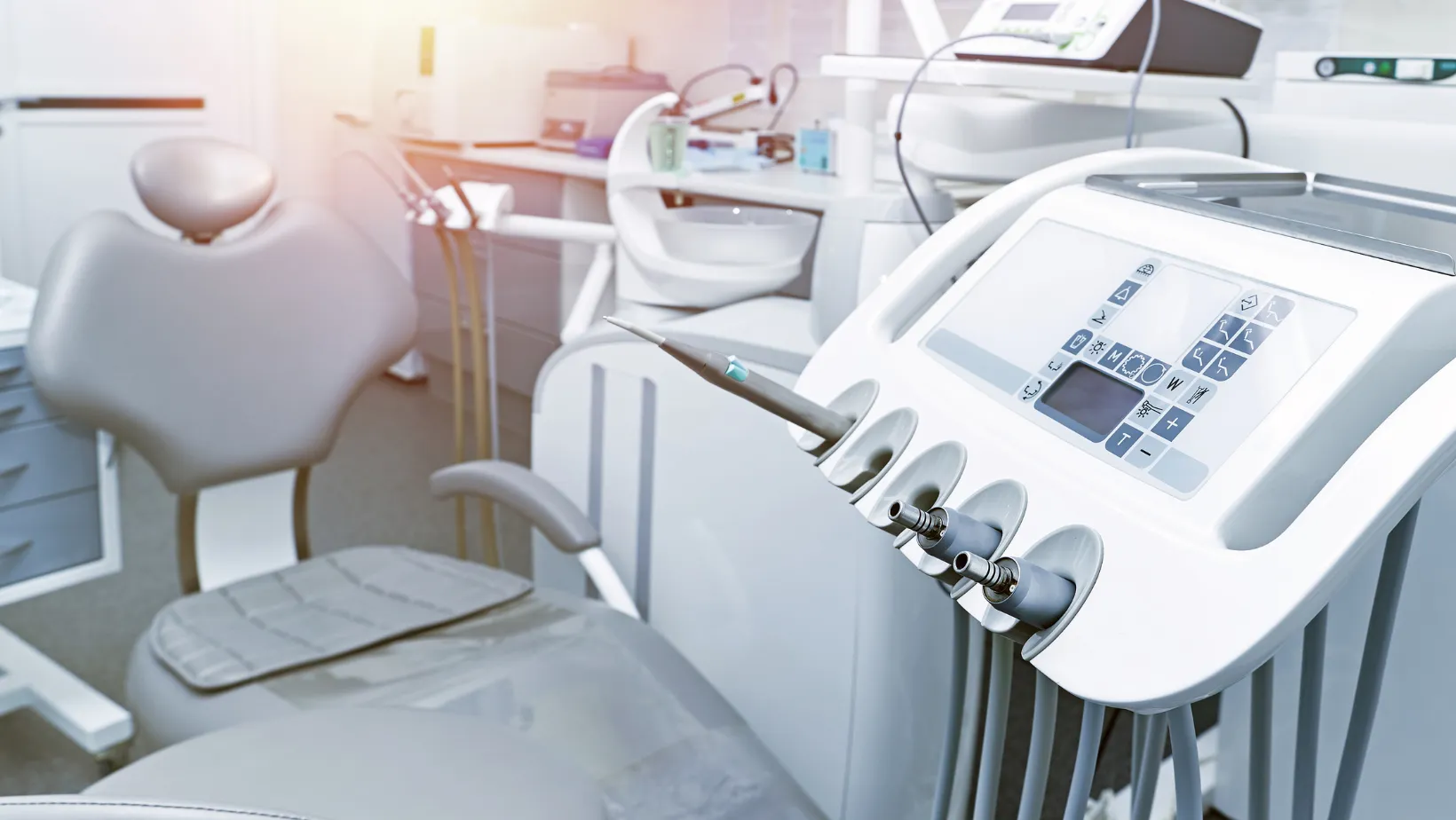 danties implantavimas