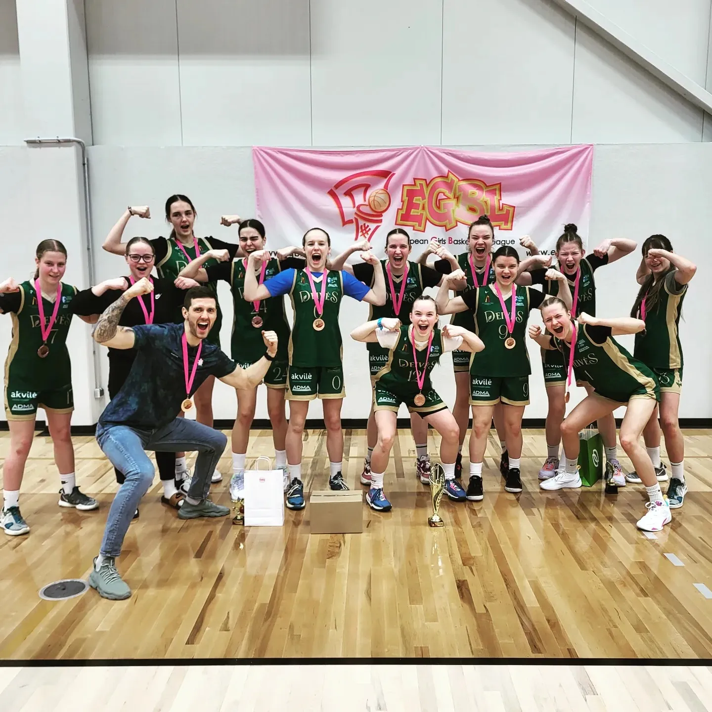 drudei336369849 6373542802710035 4558128415886634636 n