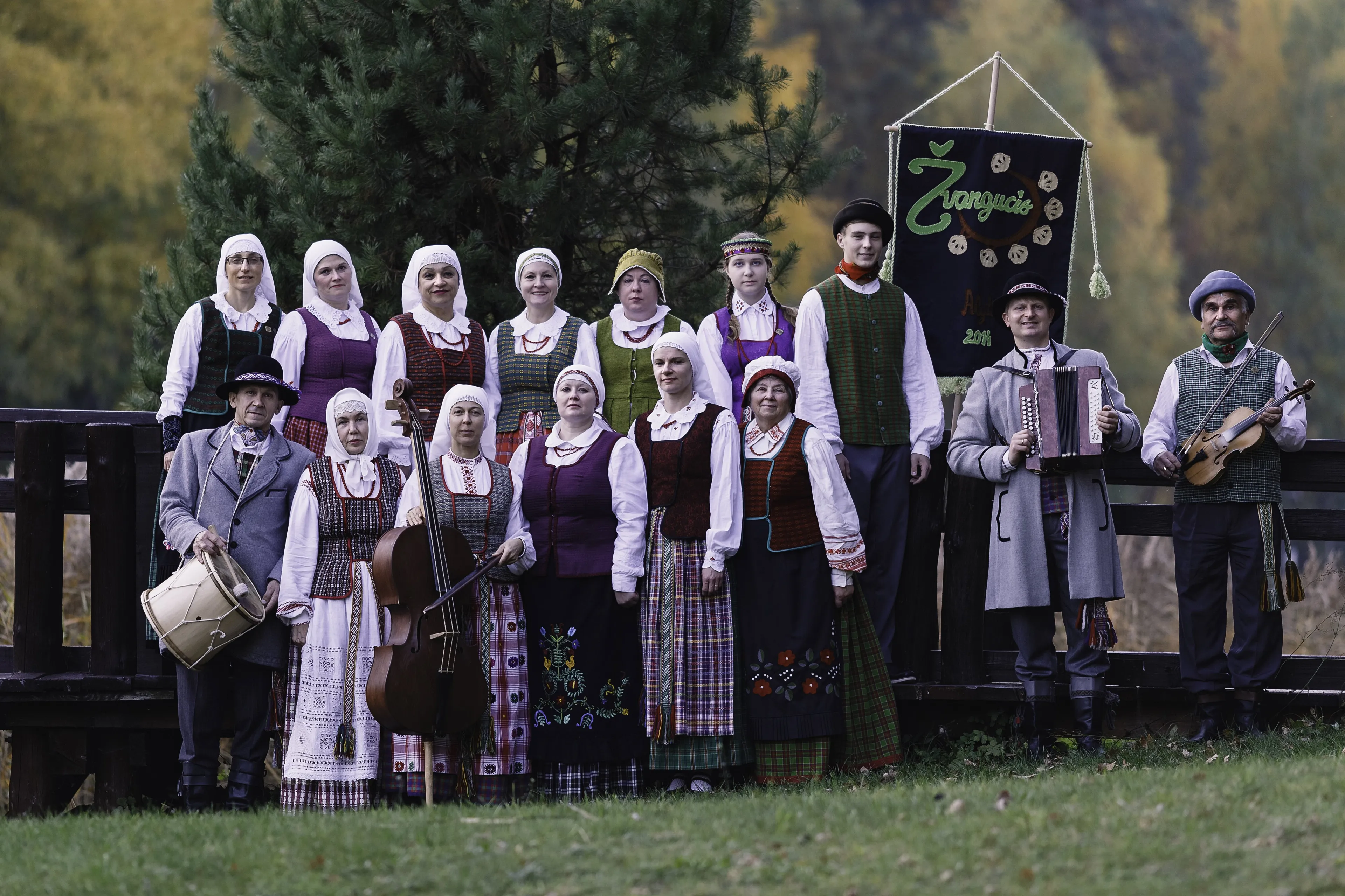 folkloro ansamblis zvangucis