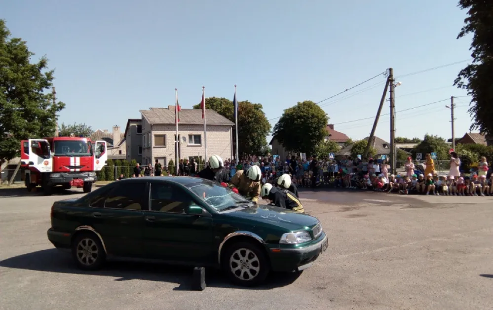 gelb3975 b458315b05ed8002b39ac3d72aef5fd3a