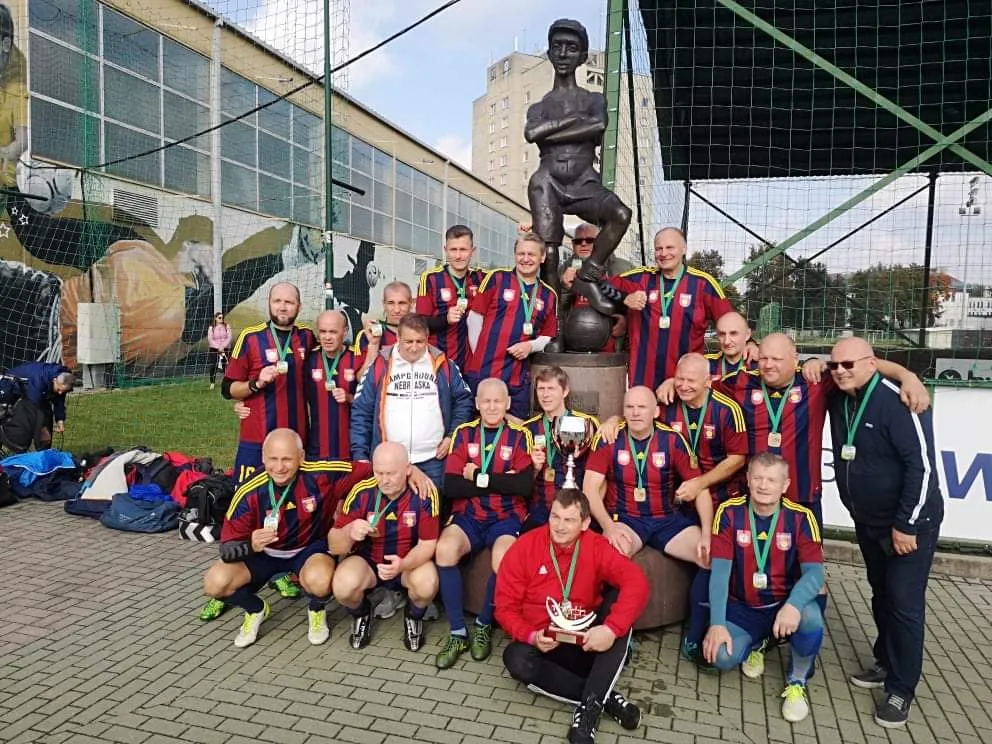 img 606e54c061f374fc23e479d91eae0f08 v