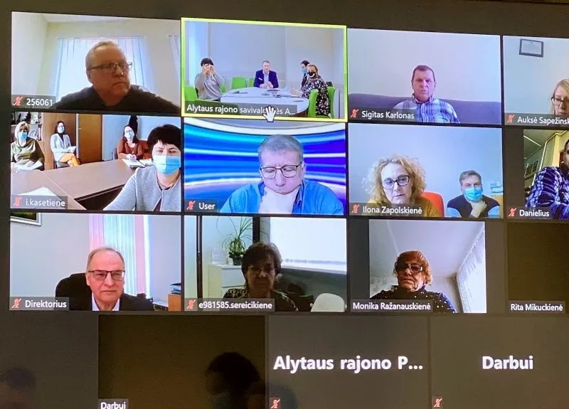 nuotoline sasauka del darbu daugu seniunijoje