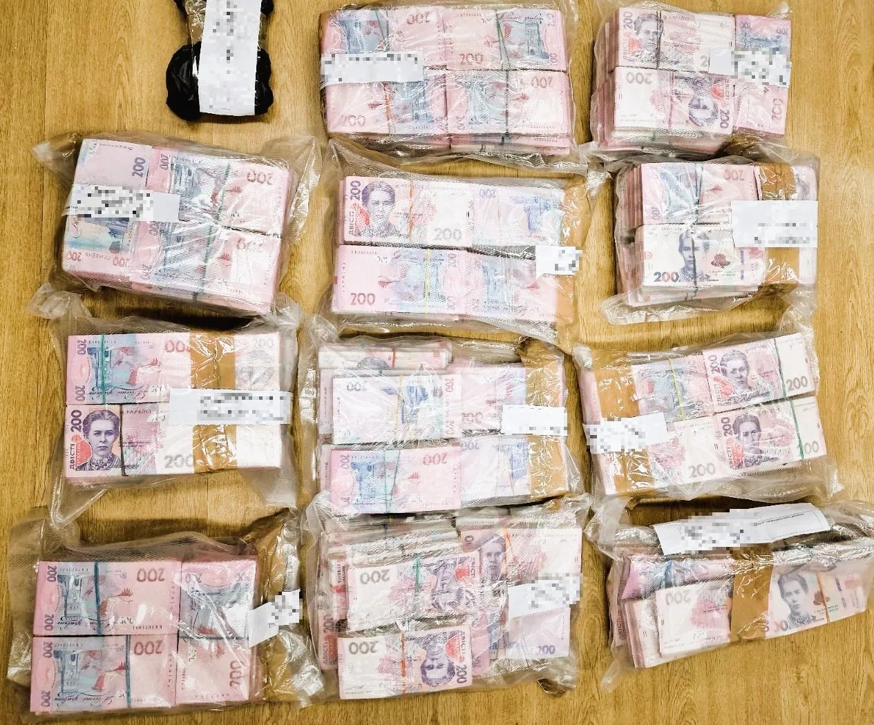 pinig20230208 grivinos 4 pix