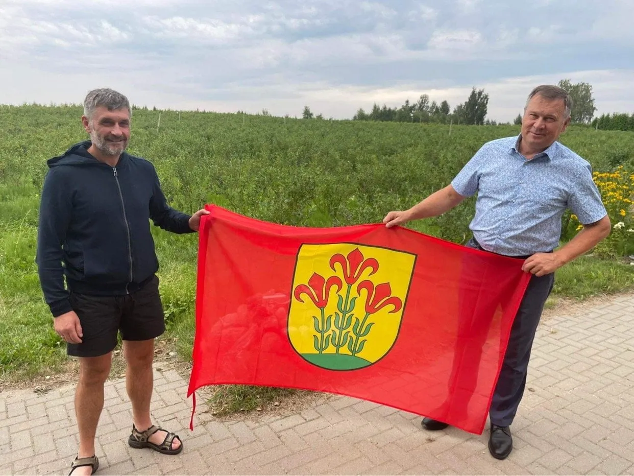 silo uogos direktorius v navagruckas ir rajono meras a vrubliauskas