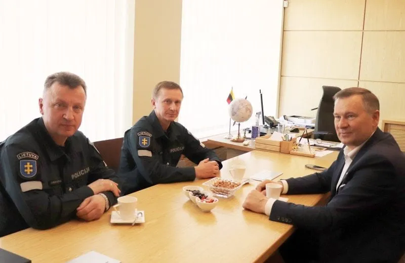 susitikimas su policijos atstovais