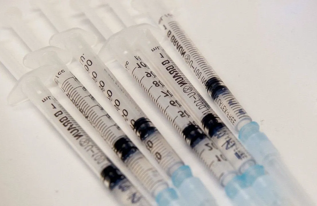 sviuid 6f2f6e53fac346d97e251dea4c1f45e41610357956422 width 1280 play 0 pos 0 gs 0 height 720 beda rekompensaty za powiklania poszczepienne fot papepasandor ujvari