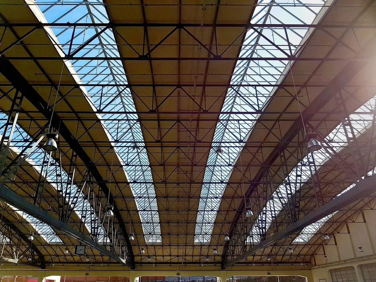 hall 3248077 1280