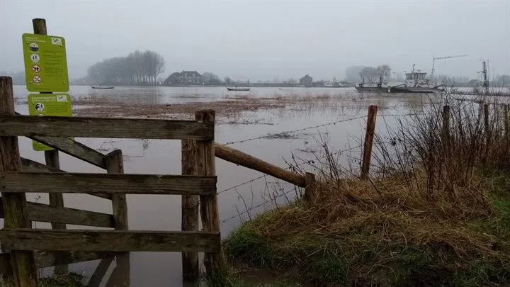 hoog water