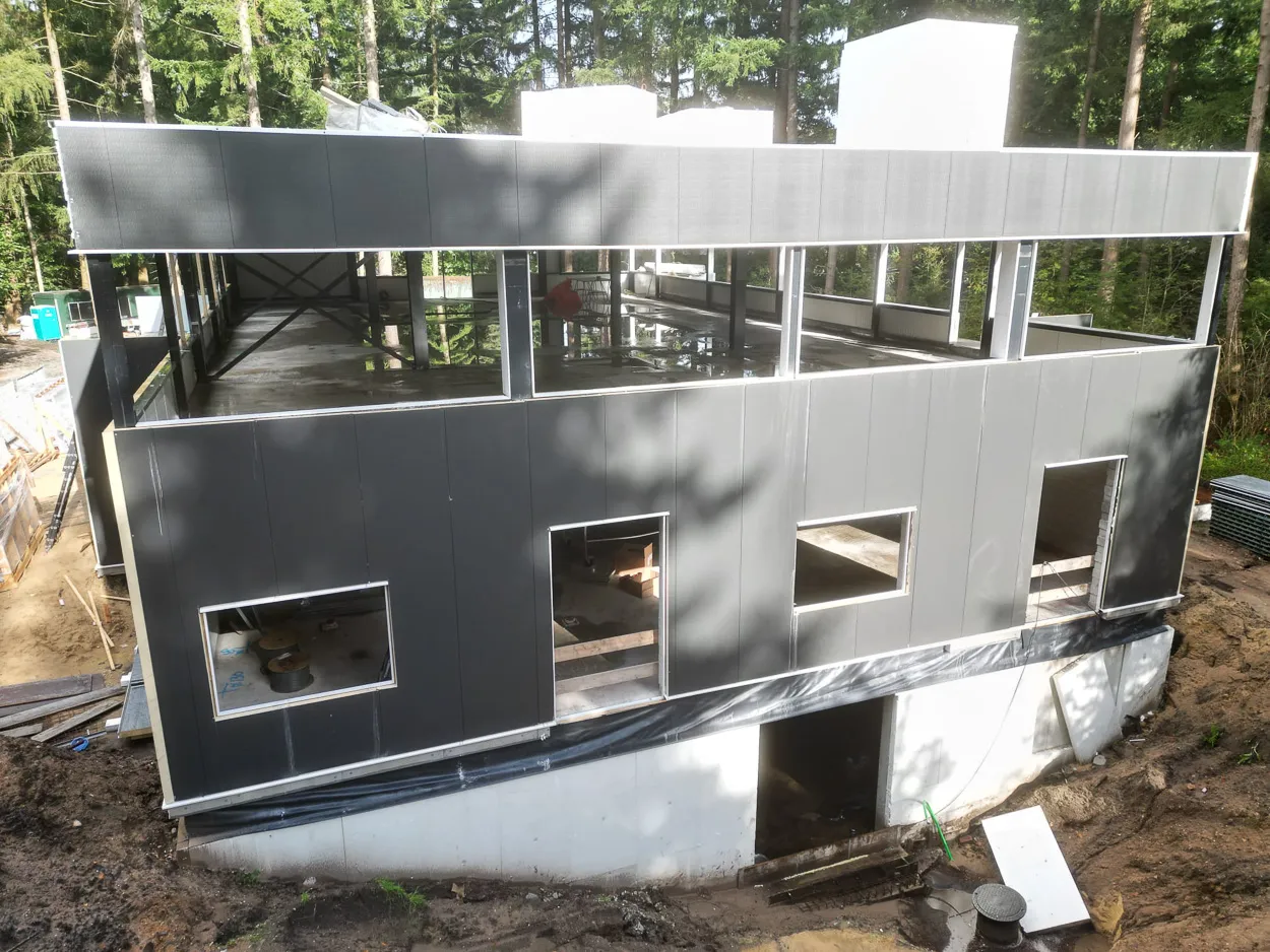 in dierenpark amersfoort wordt momenteel hard gewerkt aan de bouw van de dierkeuken