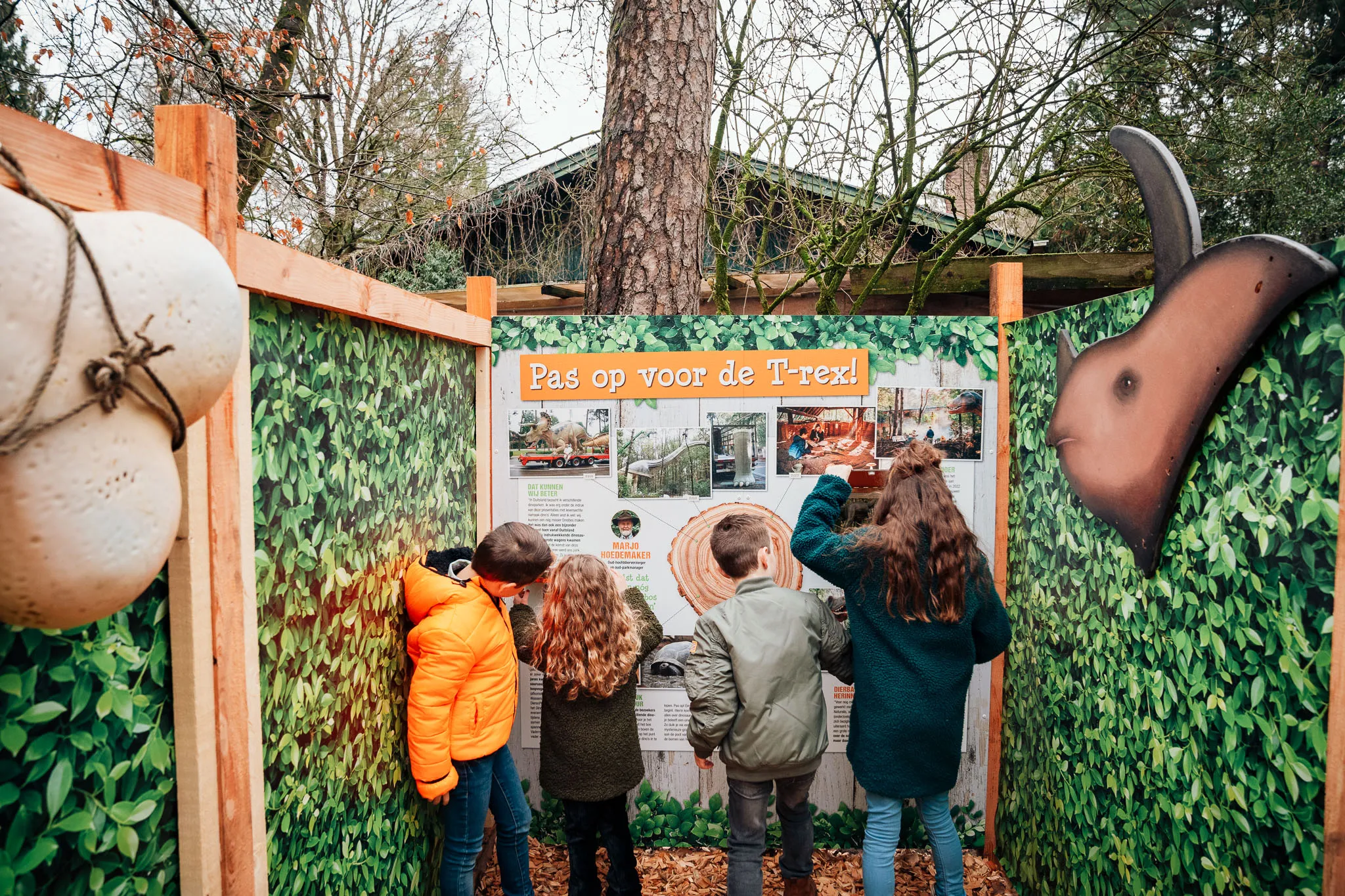 tijdens het hemelvaartsweekend ontdek je een heleboel waaronder het dwaalhof waarin je op ontdekkingstocht gaat en verdwaalt in de tijd
