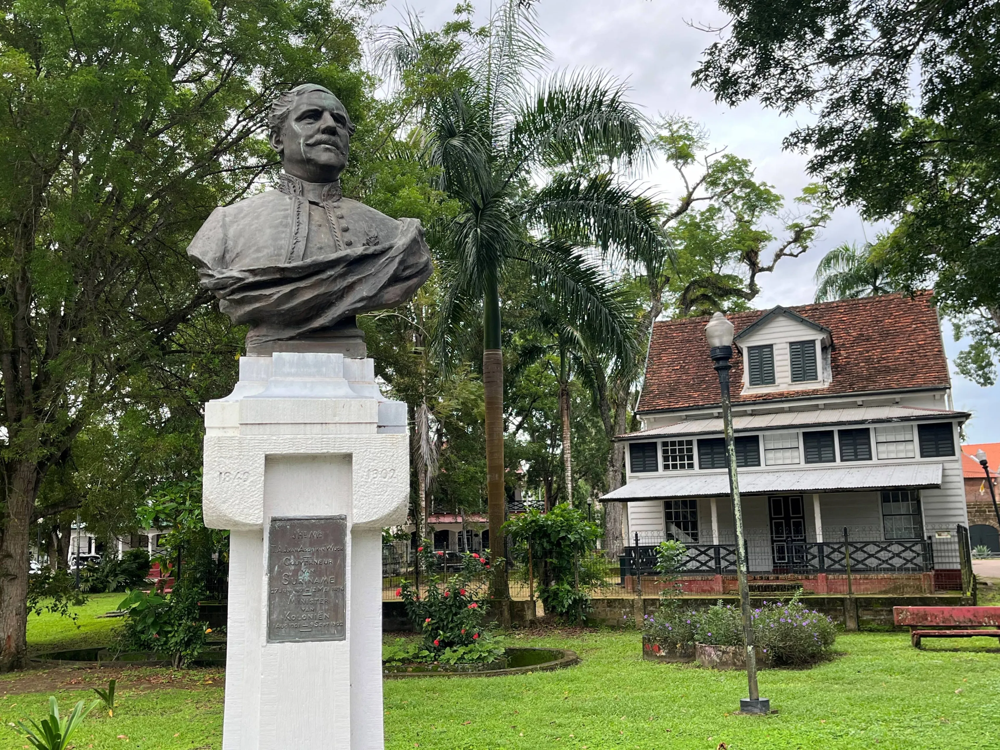 van asch van wijck paramaribo 1