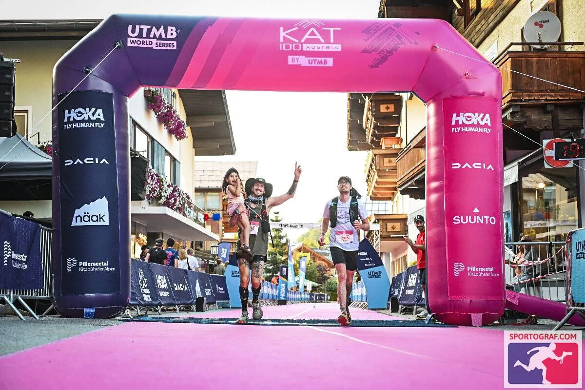 14935_20250809_191052_536485921_socialmedia