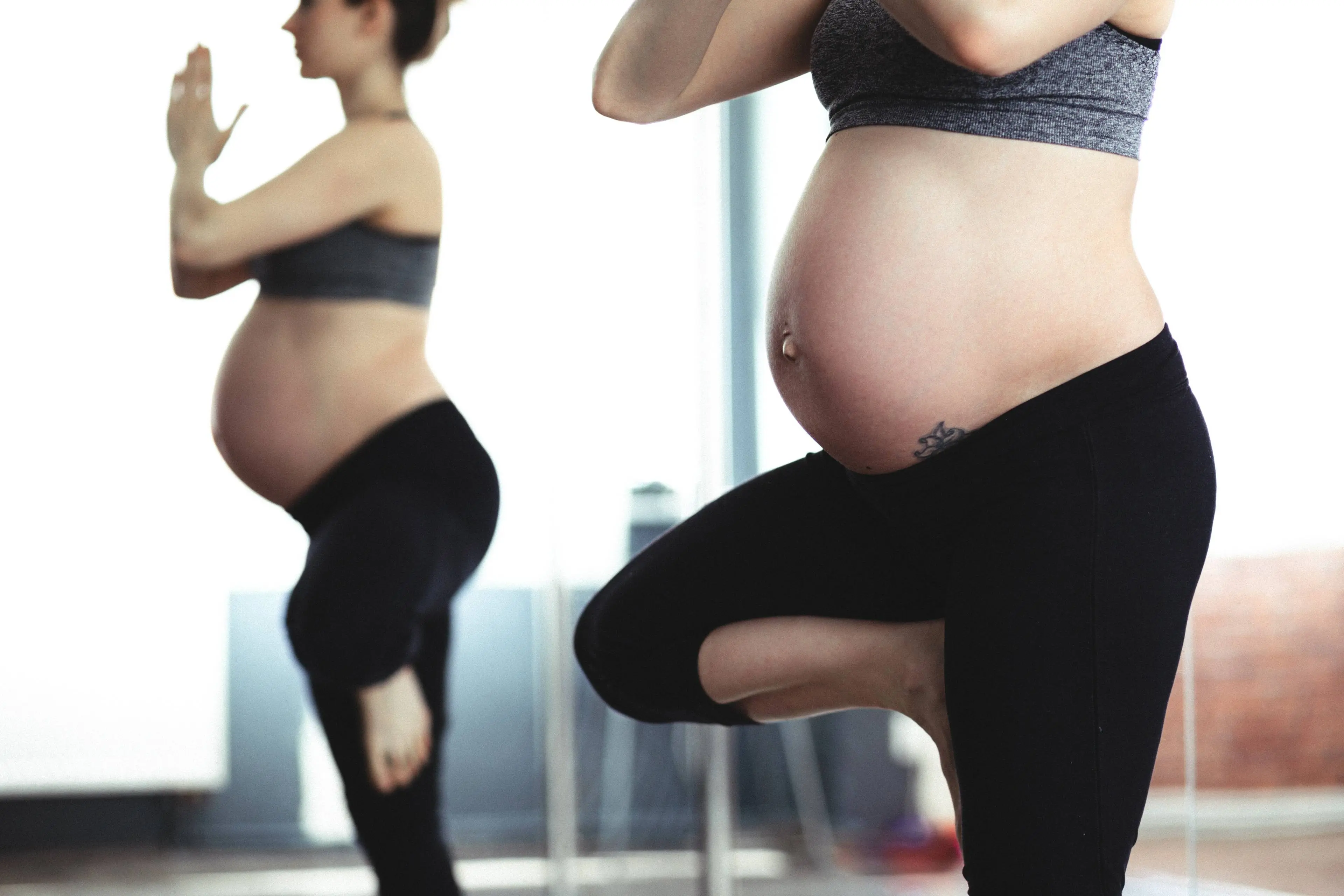 stocksnap-pregnant-2568395