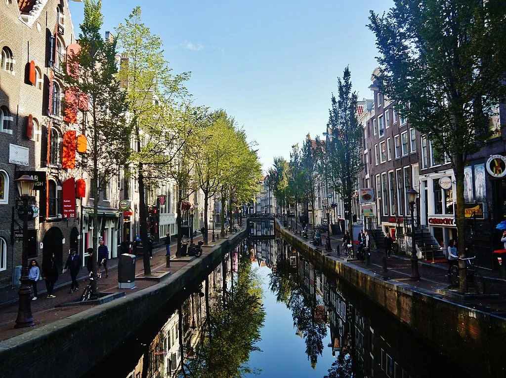 1024px amsterdam de wallen 5