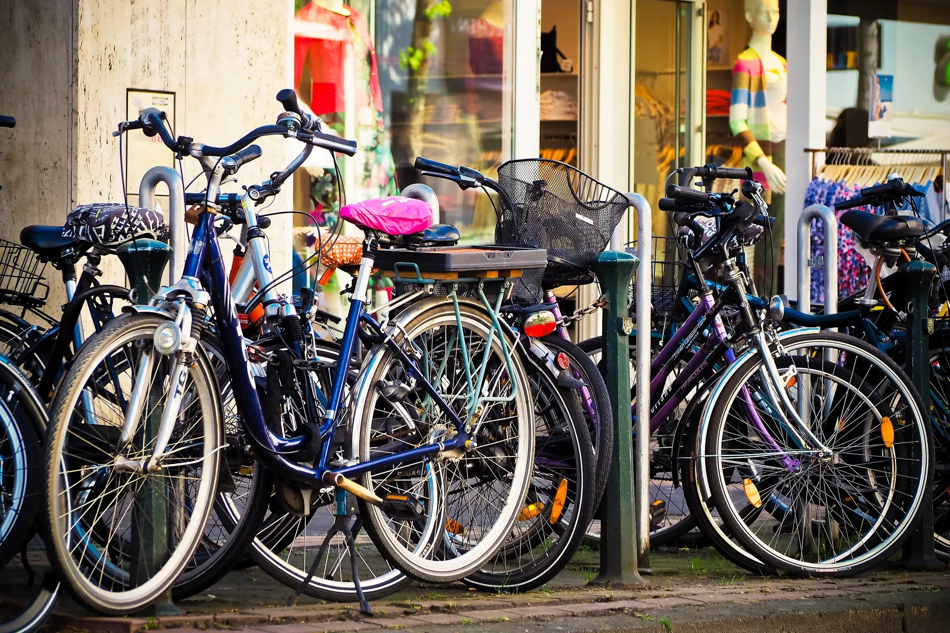 bicycles 3390224 1920