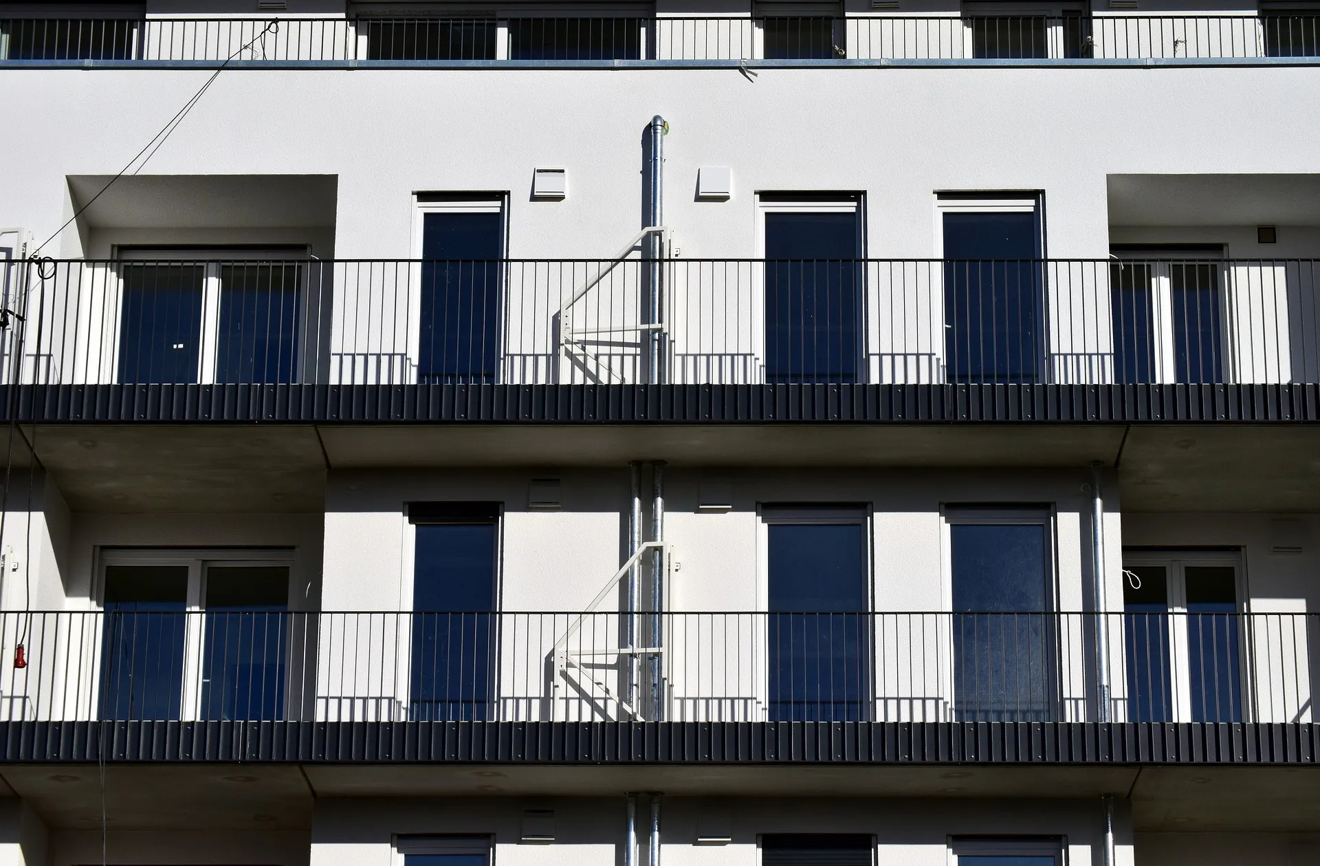 facade 3027133 1920