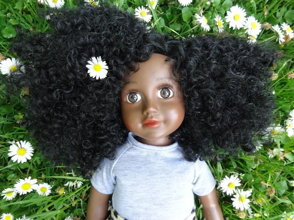 madeliefje my black doll