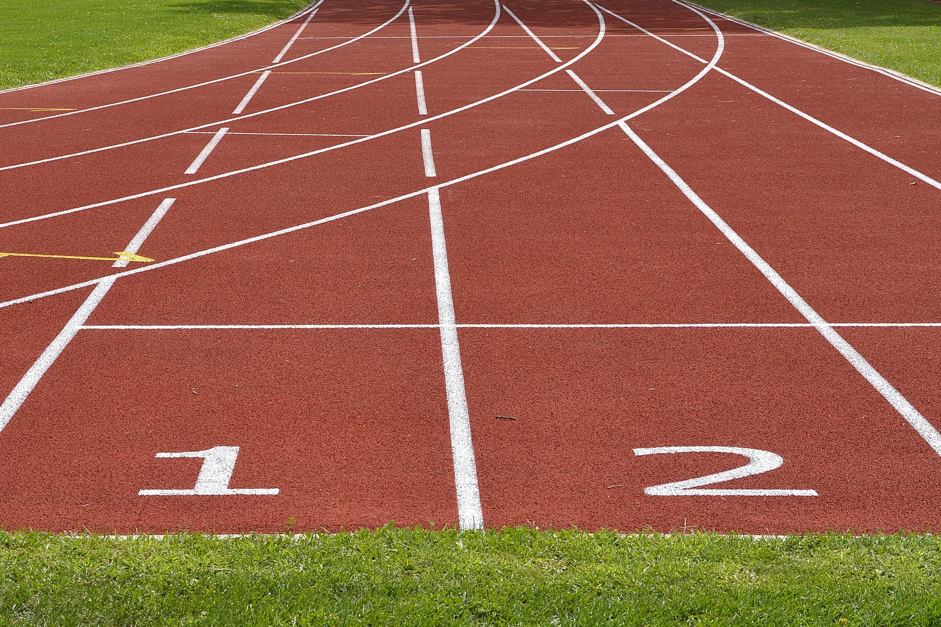 tartan track 2678544 1920
