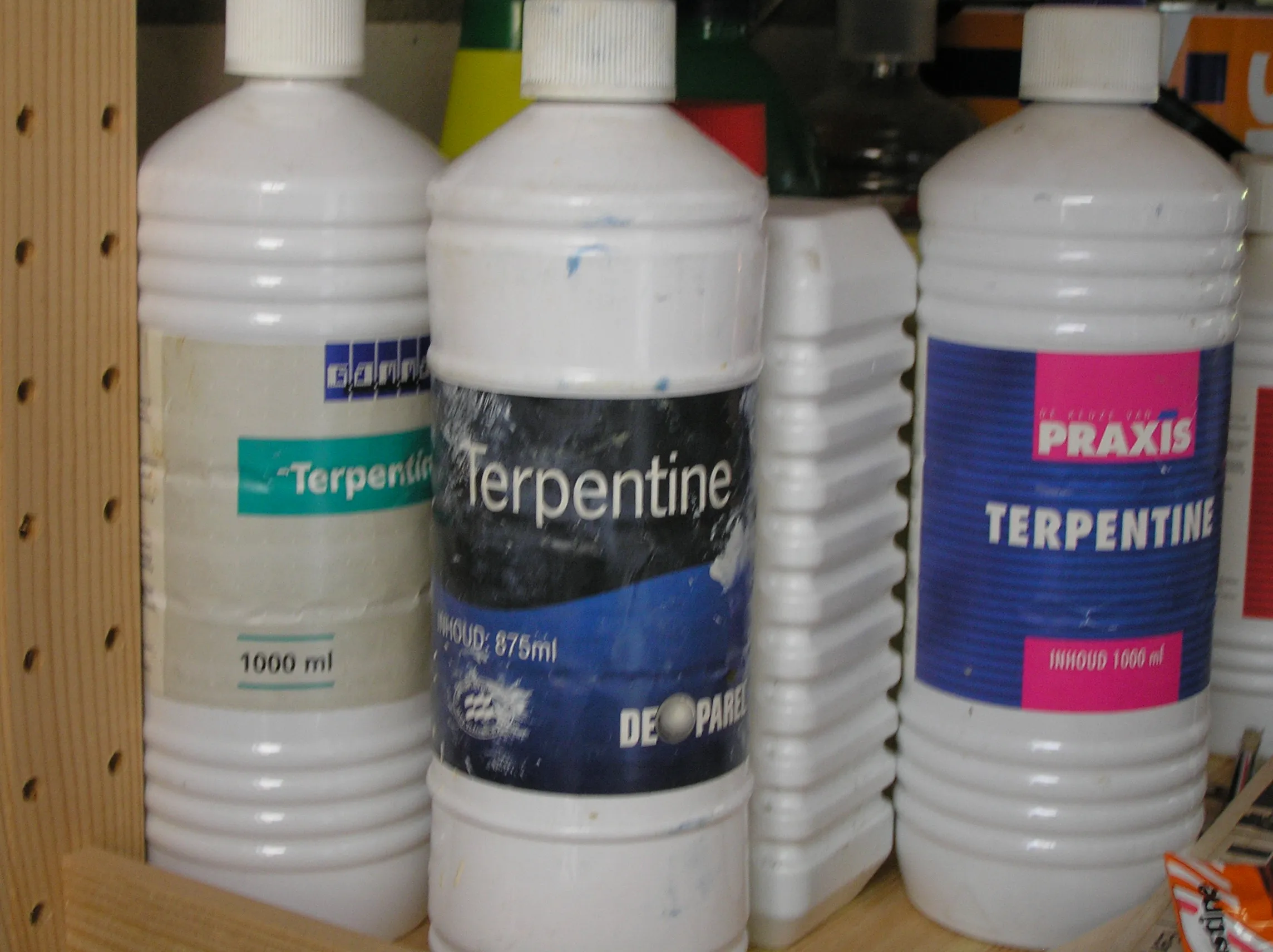 terpentine cc by sa 30 lymantria