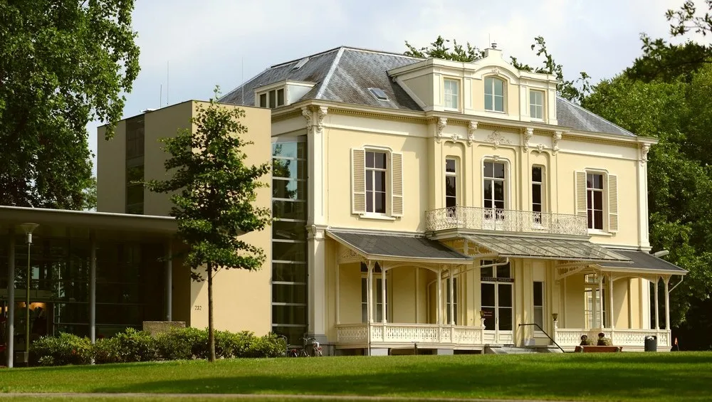 2014 airborne museum achterzijde online