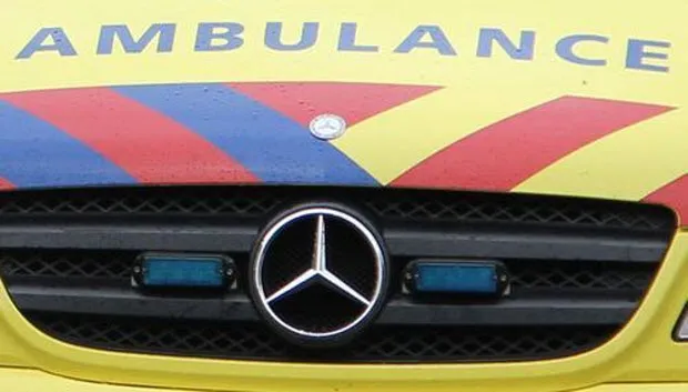 cl2cq1v633oas9r0r67ugz40f ambulance