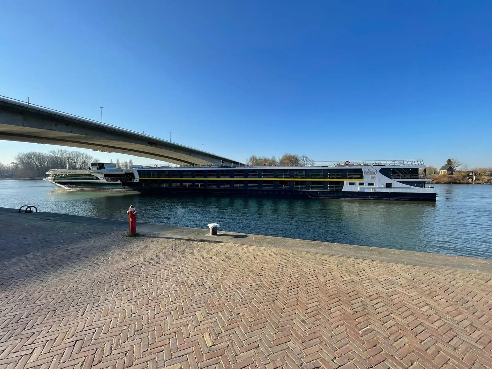 cruiseschip opvang vluchtelingen