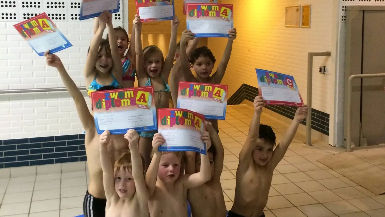 diplomazwemmen