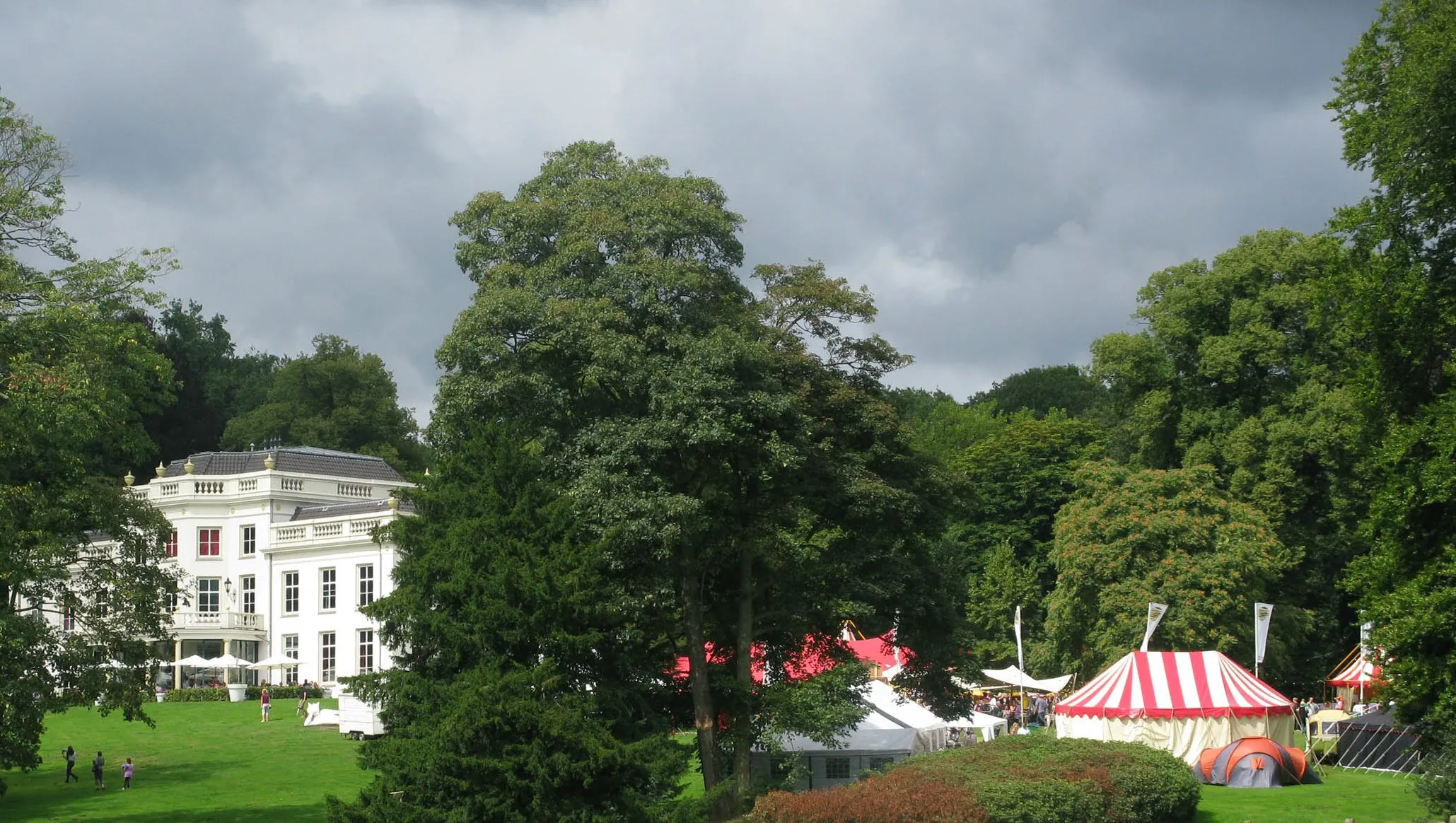 f6pkjo34nc2zkk1smwmd495nk sonsbeektheateravenuearnhem