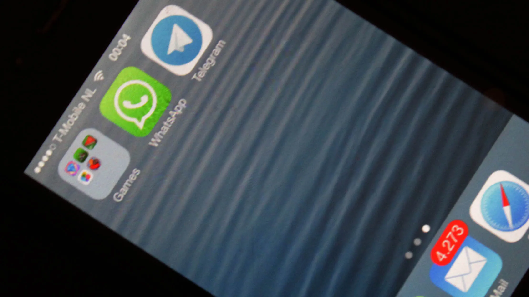 fqa3j8usoo1et10me2sisayxz tele whatsapp