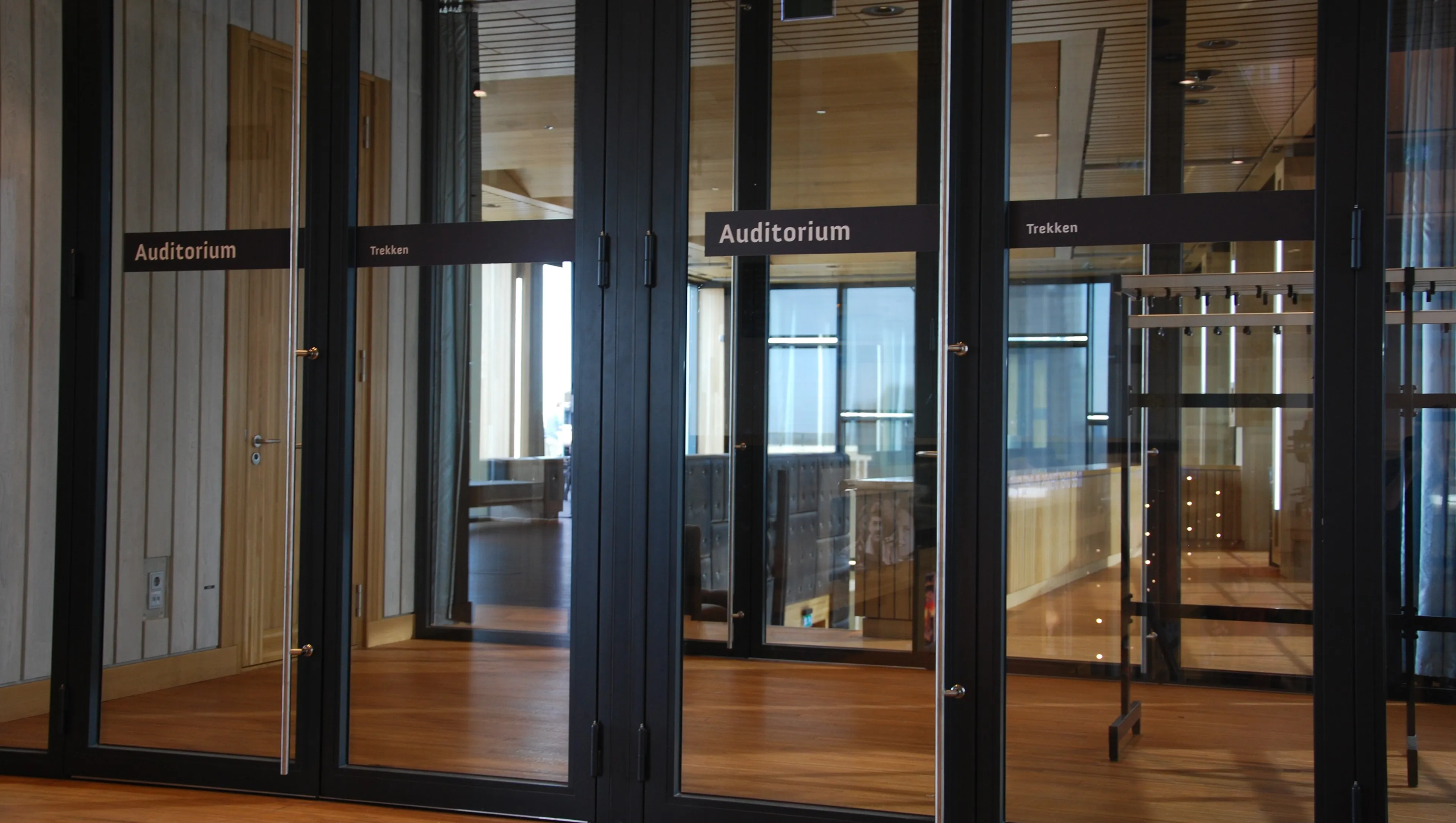 gvkccsa0gusl6dy8trljfftaa bibliotheek rozet auditoriumarnhem nieuws 5