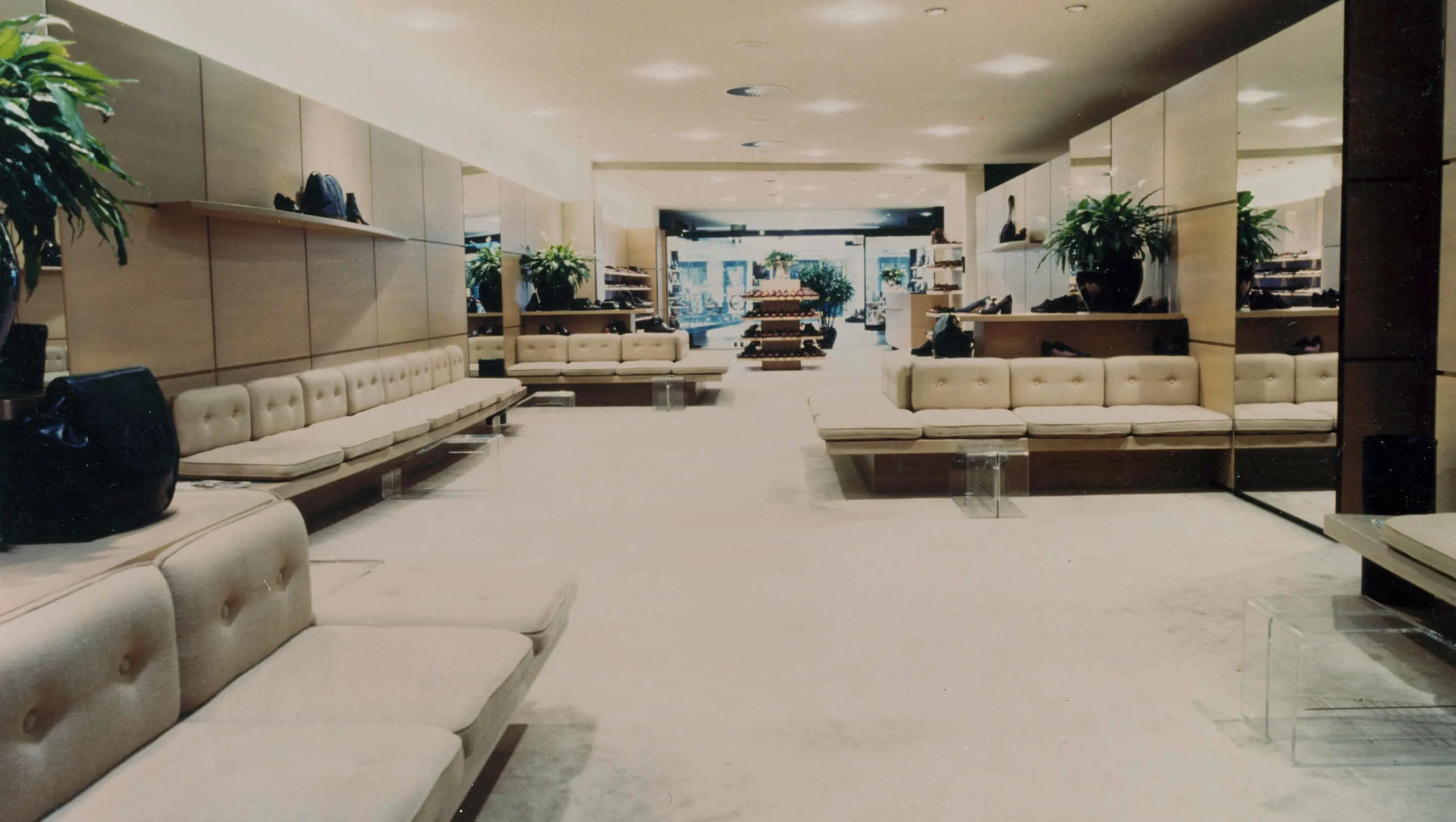 n3kgovy64hv103yb1uw2g3b5z smits schoenen arnhem 2