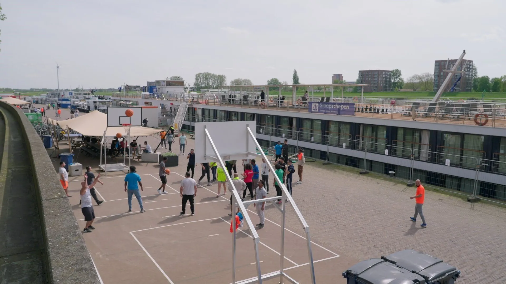 opvangschepen 1