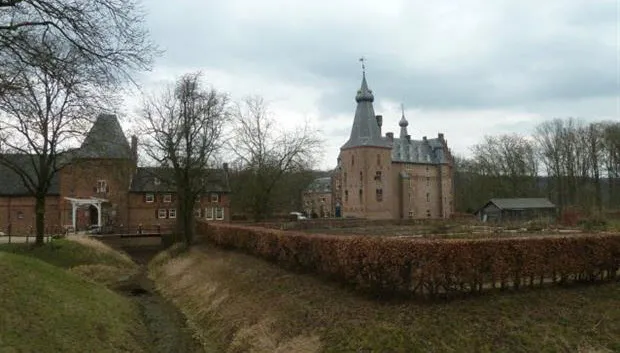 p9dograq959czs2wuaksr435d doorwerth kasteel 1