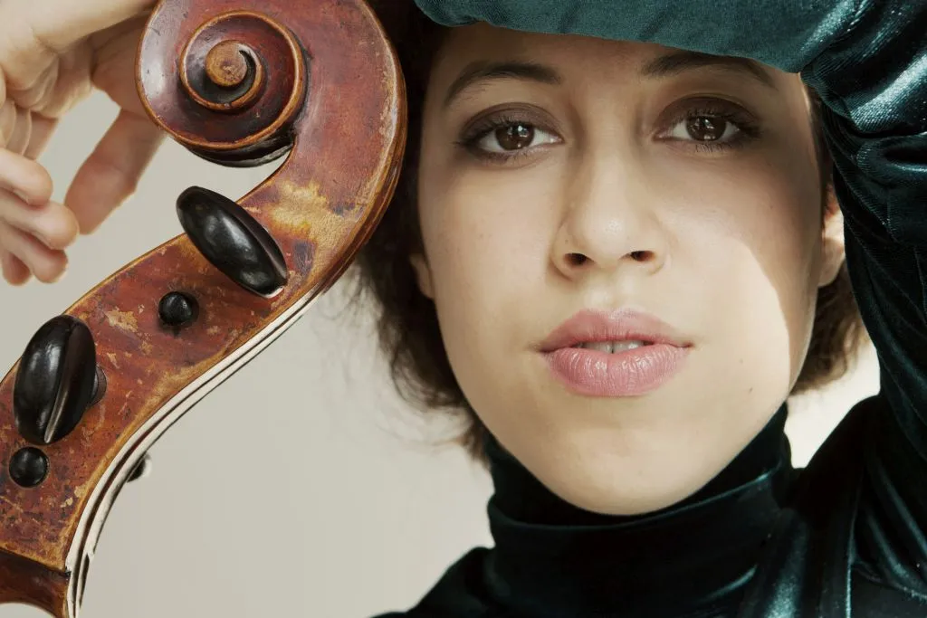 phion2ella van poucke sarah wijzenbeek headshot