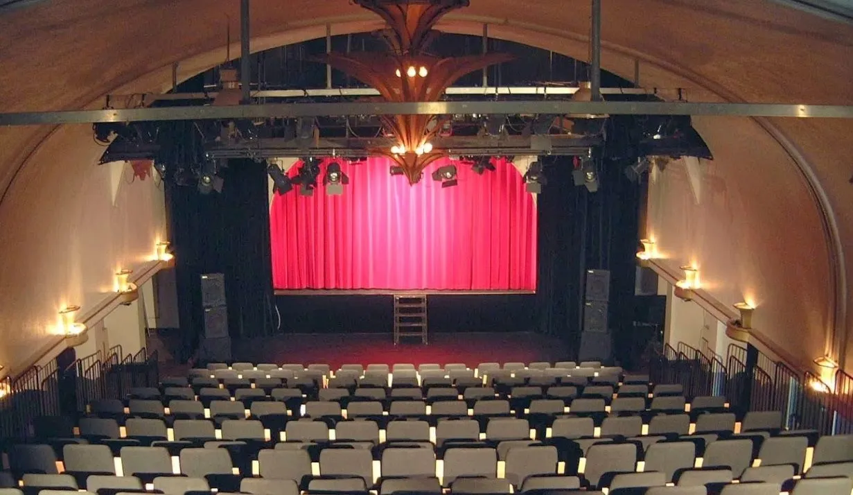 posttheater2