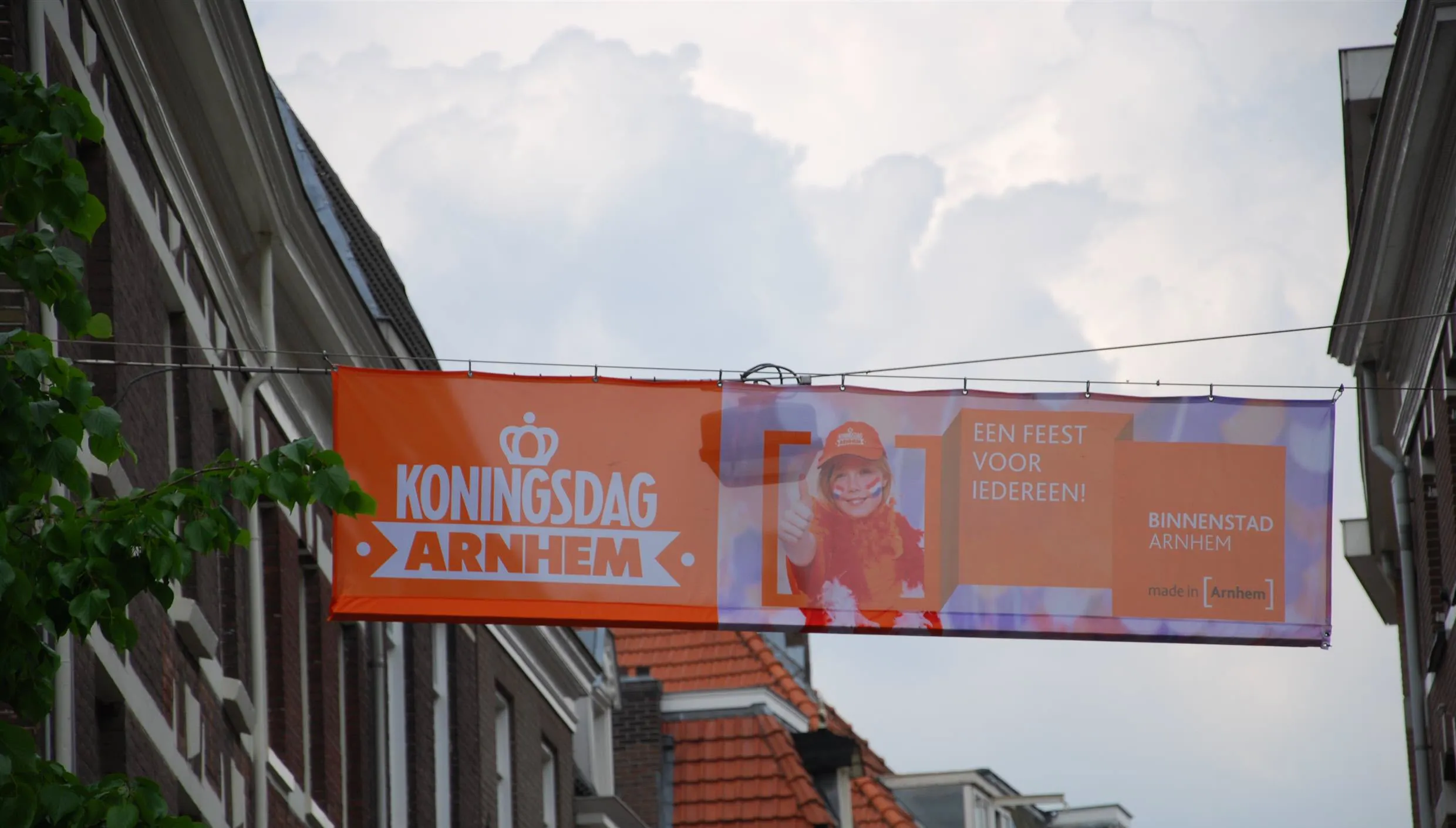 q7wuv0gwq04dyqg64dy5sp891 arnhemkoningsdag2014 1
